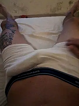 Skate012 online show from March 2, 5:52 am