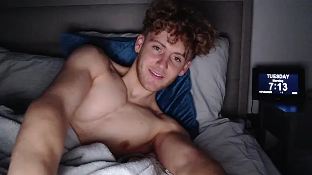 DominantAlex18 online show from November 11, 7:13 am