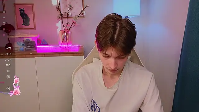  Den1s  online show from February 25, 1:34 pm