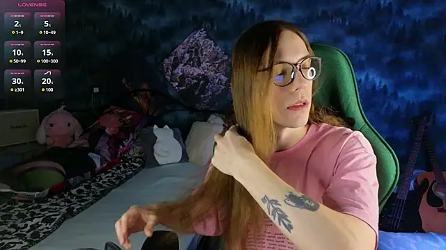 artass2 online show from November 17, 6:55 pm