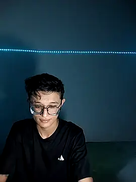 SantiagoRusso18 online show from January 14, 9:51 pm