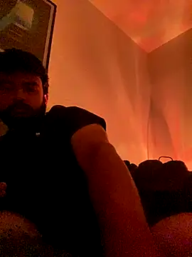 Agusmini online show from January 9, 12:05 am