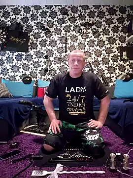 Sklave-Sille online show from September 11, 1:32 pm