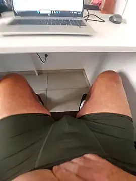 Snapshot of hpp66 chatting on October 4, 9:58 am hpp66 online show from October 4, 9:58 am