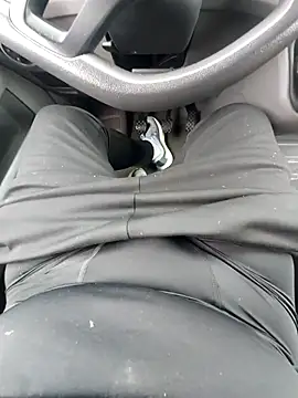 Snapshot of hpp66 chatting on October 29, 12:08 pm hpp66 online show from October 29, 12:08 pm