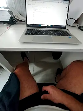 Snapshot of hpp66 chatting on October 24, 2:30 pm hpp66 online show from October 24, 2:30 pm