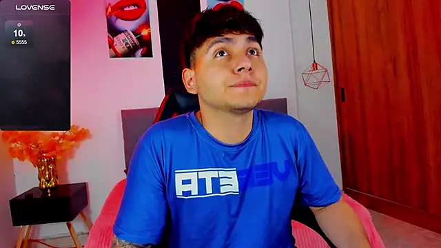 Nicolas James Sc online show from February 17, 1:54 pm