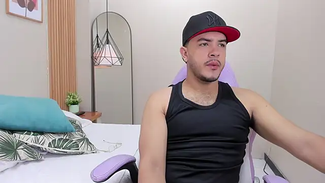 Andrew Lewiss online show from January 16, 1:47 pm