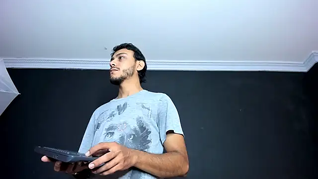 Boss Domiinator online show from April 14, 11:32 am