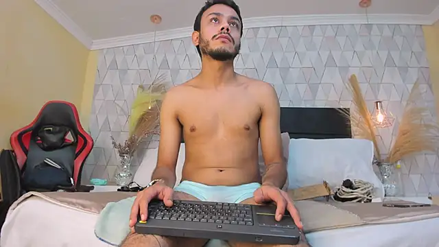 Boss Domiinator online show from February 4, 12:33 pm