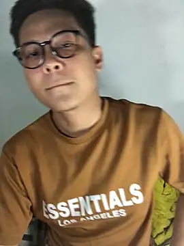 datnguyenvn online show from February 9, 4:55 pm