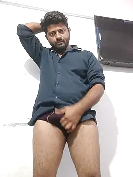 urhotboymeet online show from February 18, 5:27 am