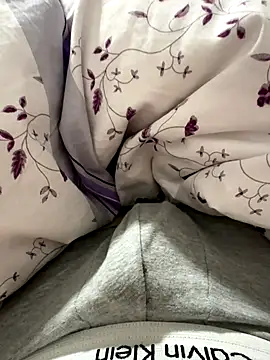 Snapshot of JJ_131 chatting on October 15, 6:15 pm JJ 131 online show from October 15, 6:15 pm