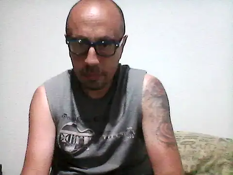 pablocesar1982 online show from November 5, 5:37 pm