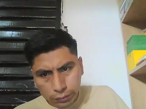 Migueles96 online show from September 17, 3:02 pm