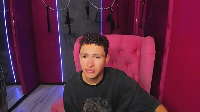 JonnyDarka online show from October 4, 10:42 am