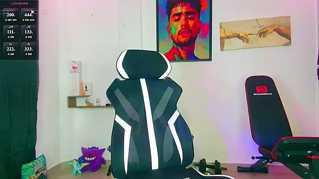 JordanRossie online show from January 7, 9:31 pm