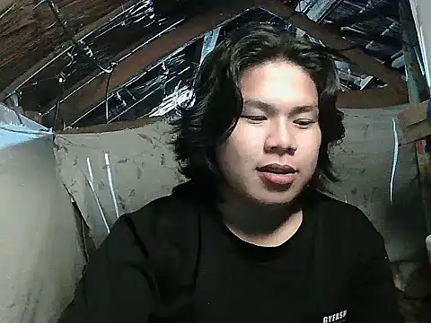 Huntrix2025 online show from January 14, 2:55 pm