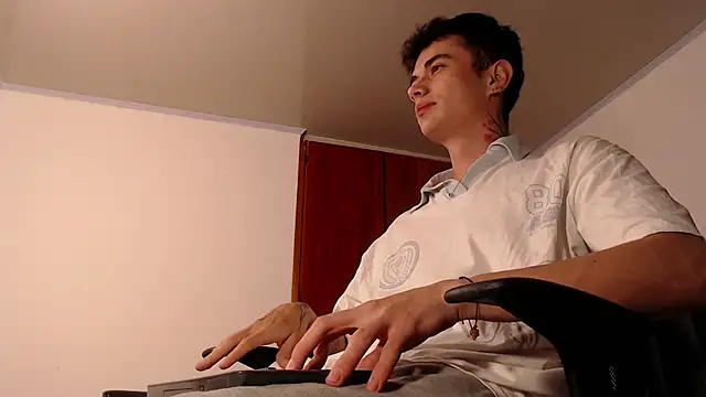 jaico santos online show from January 6, 11:09 pm