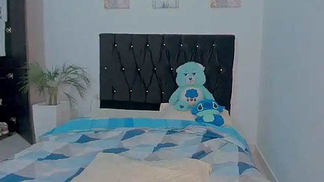 Zacktorres  online show from October 14, 10:50 pm