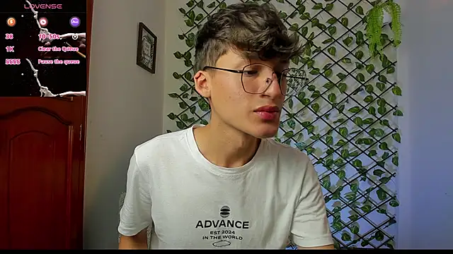 bellmontneon online show from November 24, 11:22 am