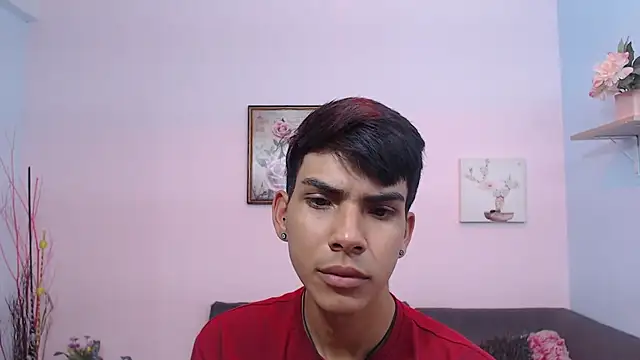 Snapshot of David_925_ chatting on October 22, 11:36 am David 925 online show from October 22, 11:36 am