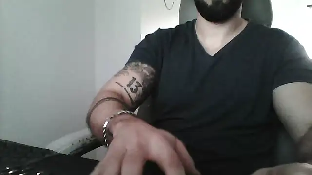 yourfantasy777 online show from March 22, 6:13 pm