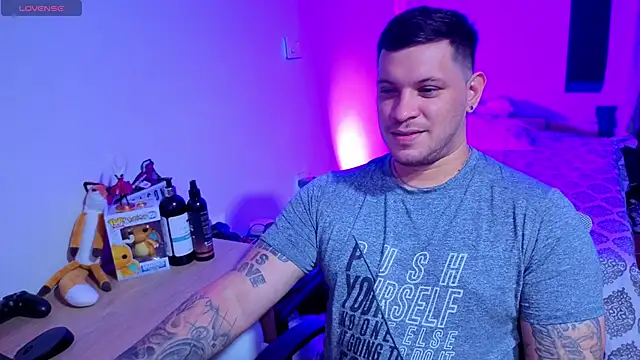 ryden 01 online show from September 29, 4:44 am