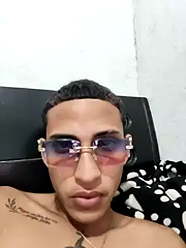 DEIV2  online show from February 19, 5:15 am