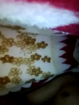 Snapshot of alone_boy802 chatting on October 28, 8:28 am alone boy802 online show from October 28, 8:28 am