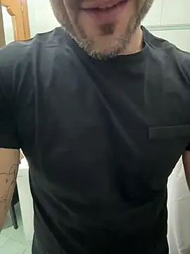 giovan2020 online show from February 25, 10:44 pm