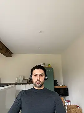 eauminerale online show from February 13, 1:16 pm