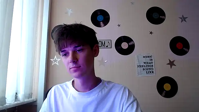 Snapshot of Hoot_Dude_ chatting on October 2, 12:31 pm Hoot Dude  online show from October 2, 12:31 pm