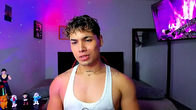 Adams Collins online show from September 28, 6:39 pm