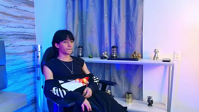 Lovers 21 online show from November 22, 4:01 am