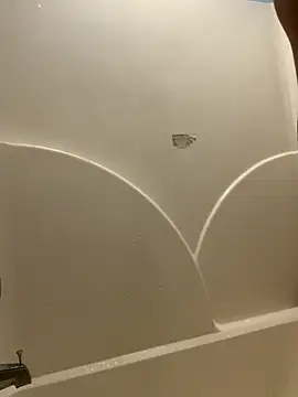 Snapshot of blake927483 chatting on October 21, 7:28 pm blake927483 online show from October 21, 7:28 pm