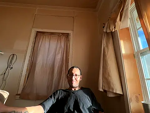 ThrowedWorldWide online show from December 14, 9:33 pm