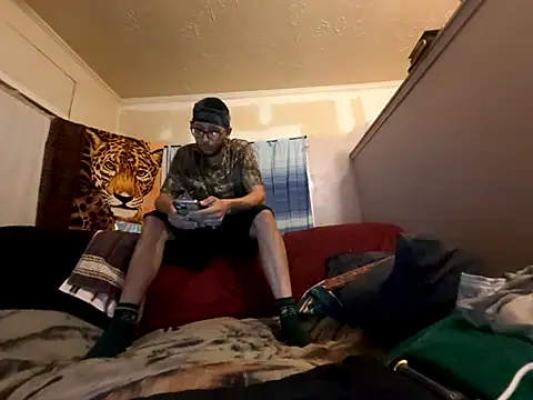 ThrowedWorldWide online show from January 8, 11:10 pm