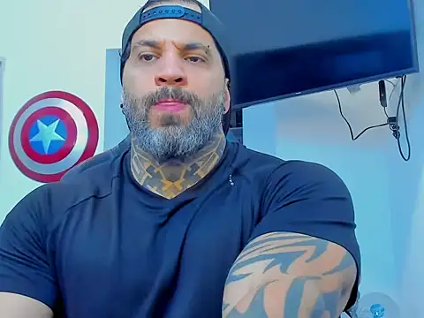 JoshRigby online show from November 29, 9:17 pm