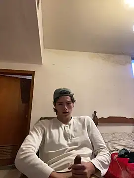 Snapshot of Kasawuasa chatting on October 31, 5:05 pm Kasawuasa online show from October 31, 5:05 pm