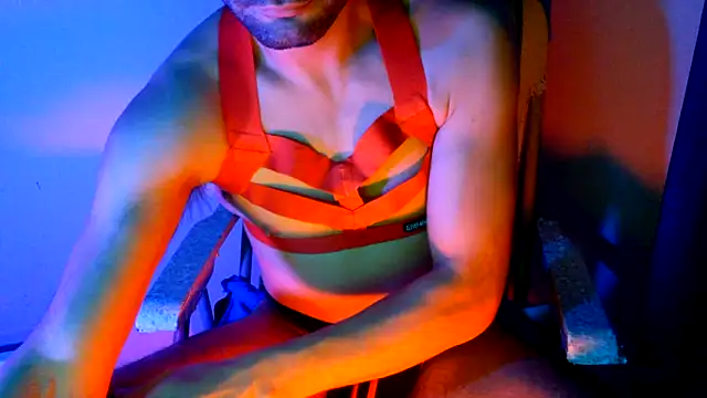 highinhtxx online show from November 4, 1:45 pm