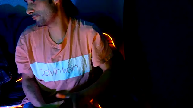 highinhtxx online show from November 7, 6:50 am