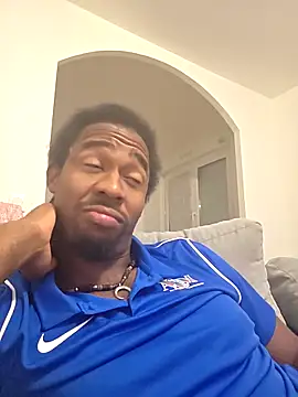 Snapshot of cracha chatting on October 24, 12:13 am cracha online show from October 24, 12:13 am