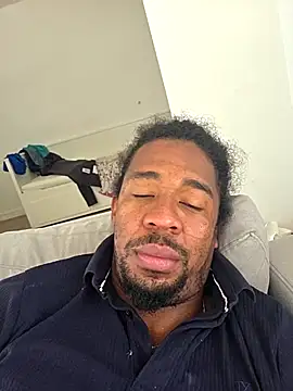 Snapshot of cracha chatting on September 29, 12:03 pm cracha online show from September 29, 12:03 pm