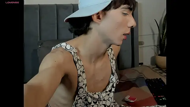 luxuryheaven 8 online show from October 18, 9:09 pm