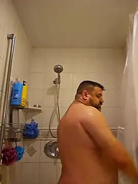 Roddog18 online show from December 22, 6:43 am