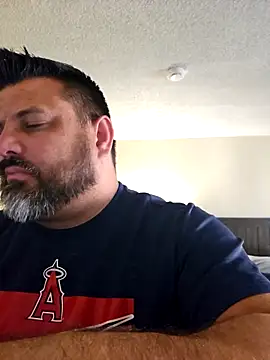 Roddog18 online show from February 22, 1:07 am