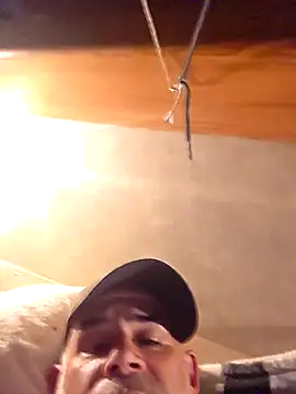 DeeBestEver online show from December 2, 7:00 am