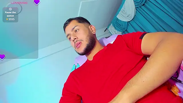 Hot Latino boy  online show from October 19, 6:07 am