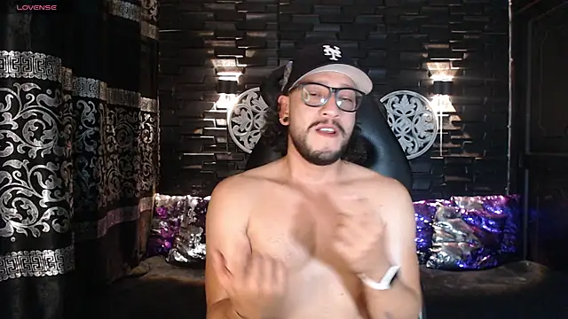 Ethan w12 online show from October 10, 1:10 am